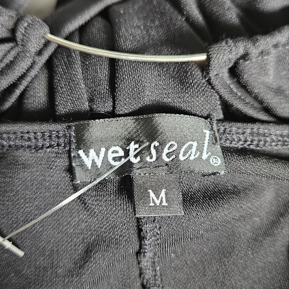 Romper - Picture 2 of 2